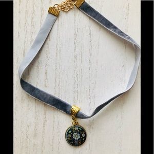 🌈3/$20 Handcrafted Victorian Cottagecore Velvet Choker with Floral Penda…